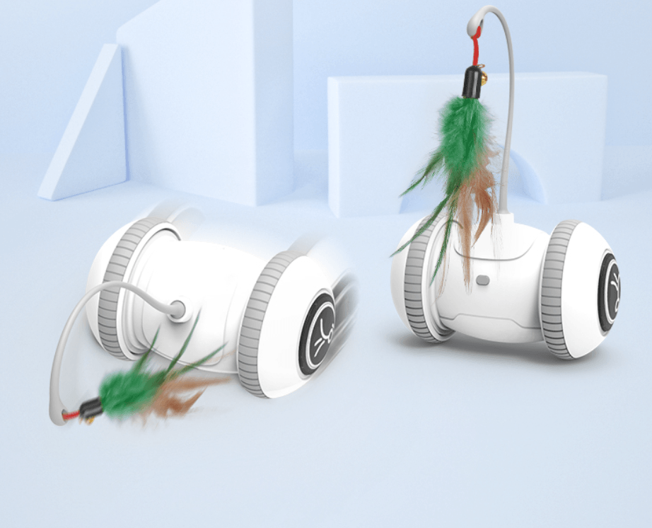 Interactive Feather Fun: Robotic Cat Toy With Interchangeable Heads