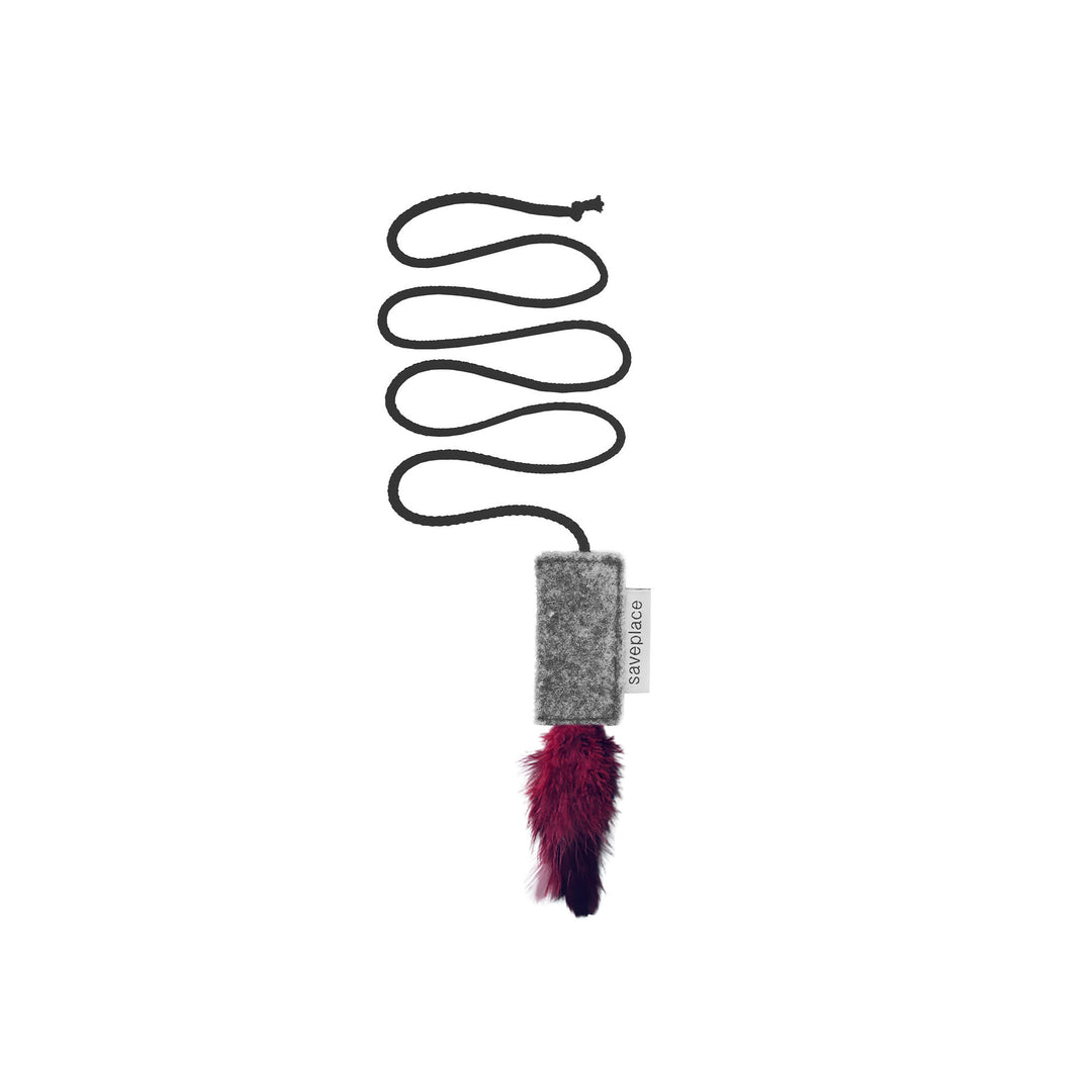 HAPPY CAT Saveplace® grey wool cat toy with feathers (many colors)